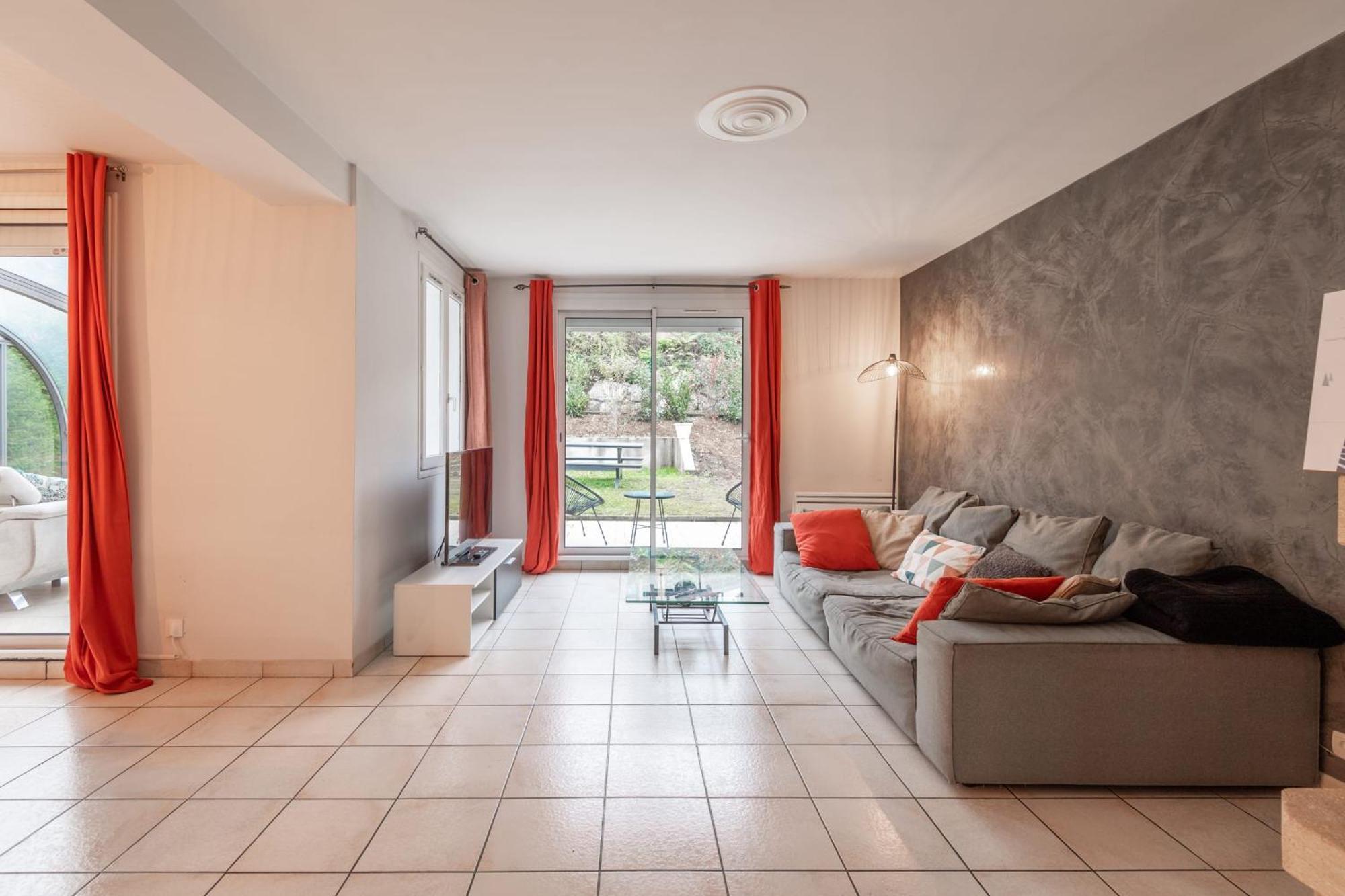 Alpiloc - Town House With Garden And Winter Lounge Villa Annecy Kültér fotó