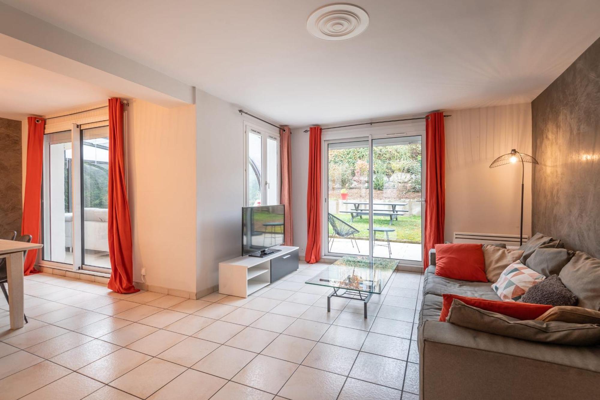 Alpiloc - Town House With Garden And Winter Lounge Villa Annecy Kültér fotó